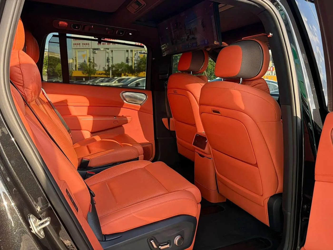 Lynk & Co 900 2025 — Şəkil 7/9