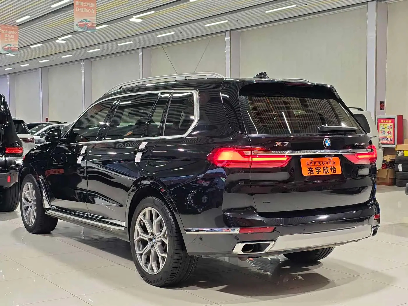 BMW X7 2022 — Фото 6/20