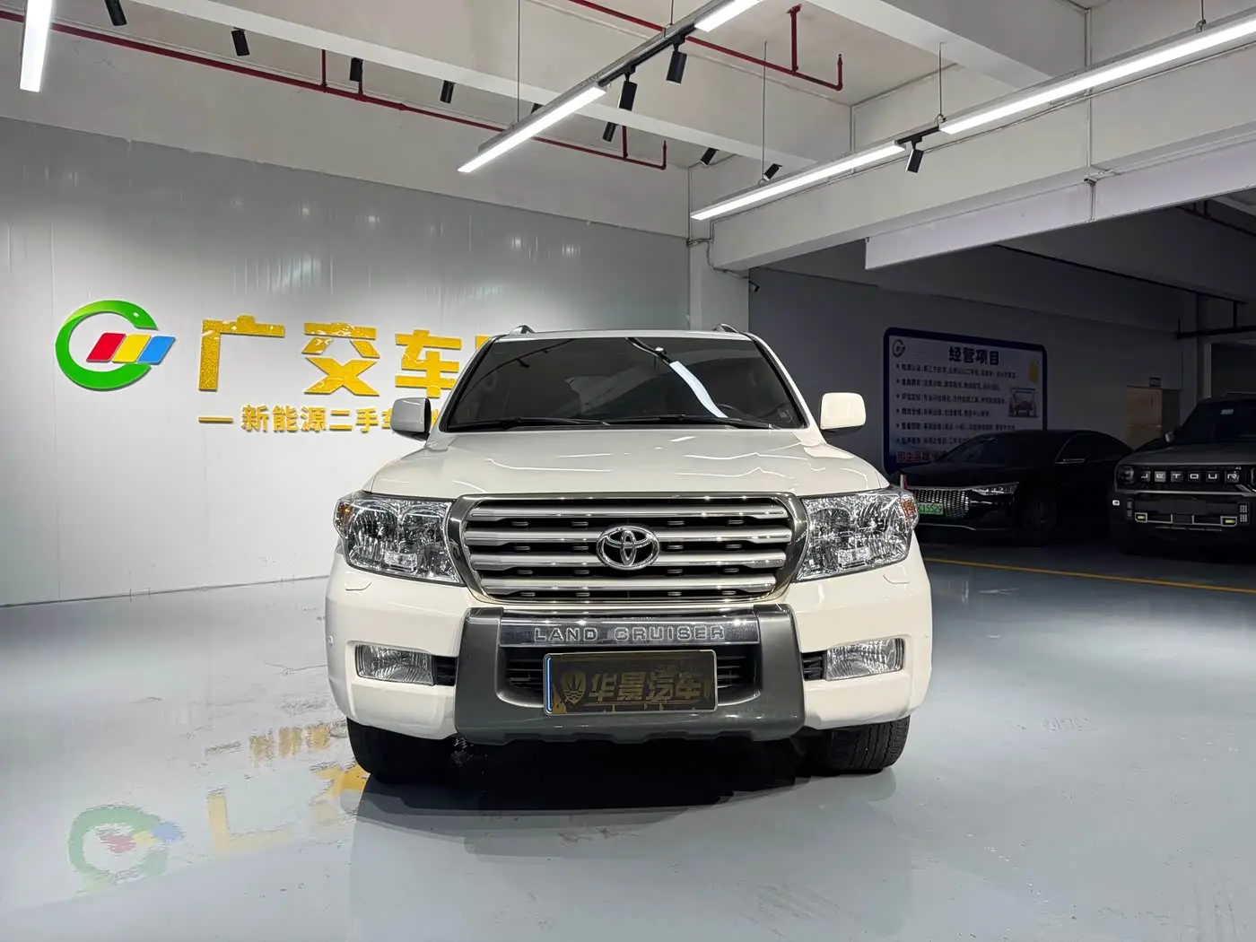 Toyota Land Cruiser 2011 — Фото 2/18