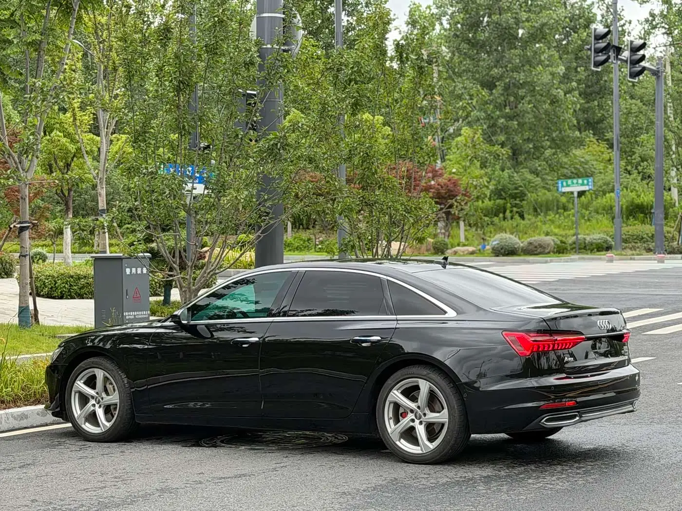 Audi A6L 2019 — Photo 9/11