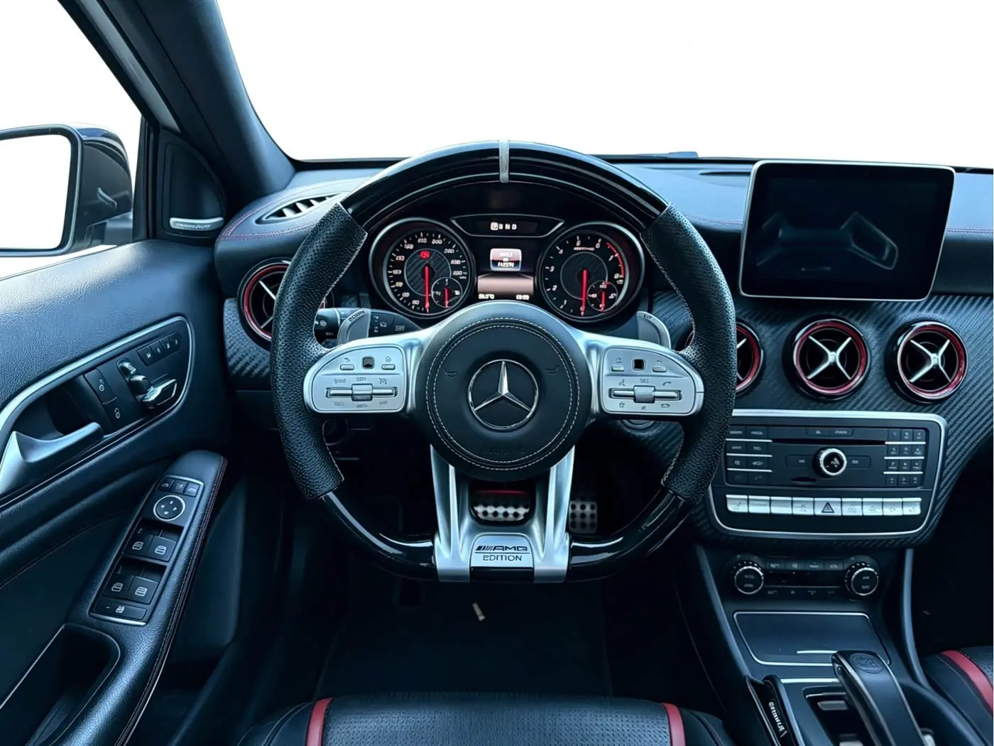 Mercedes-Benz A-Class AMG 2016 — Photo 8/11