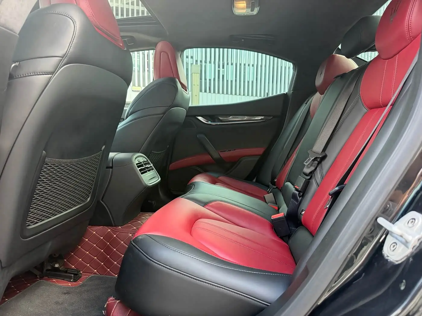 Maserati Ghibli 2019 — Photo 8/18