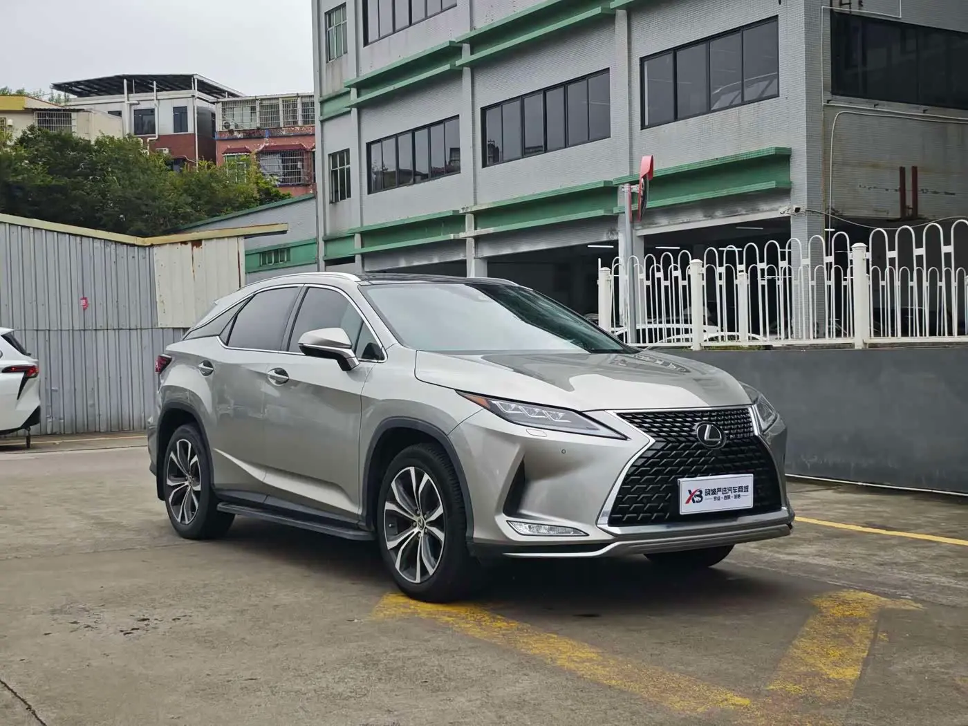 Lexus RX 2022 — ფოტო 3/18