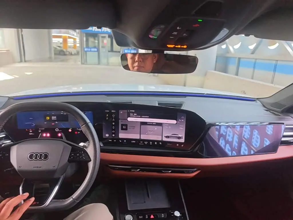 Audi A5L 2025 — Photo 10/20