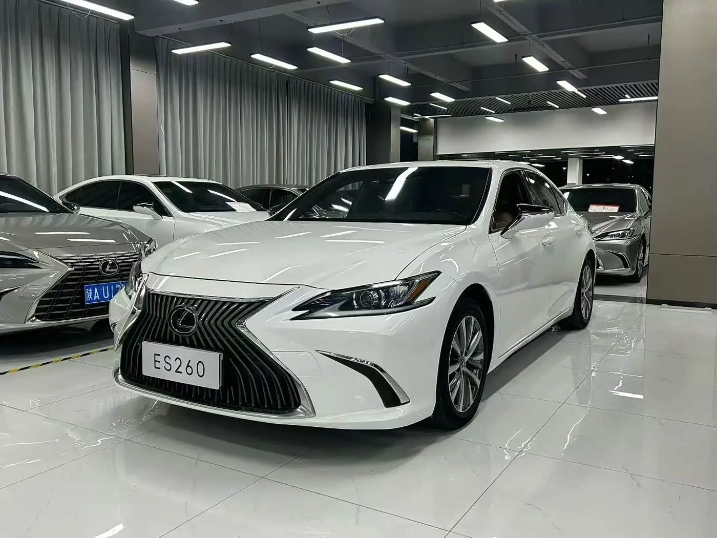 Lexus ES, 2020