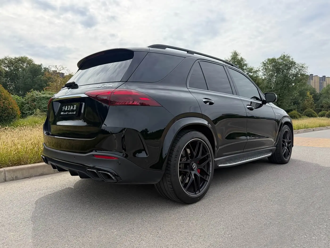 Mercedes-Benz GLE AMG 2024 — Фото 11/12