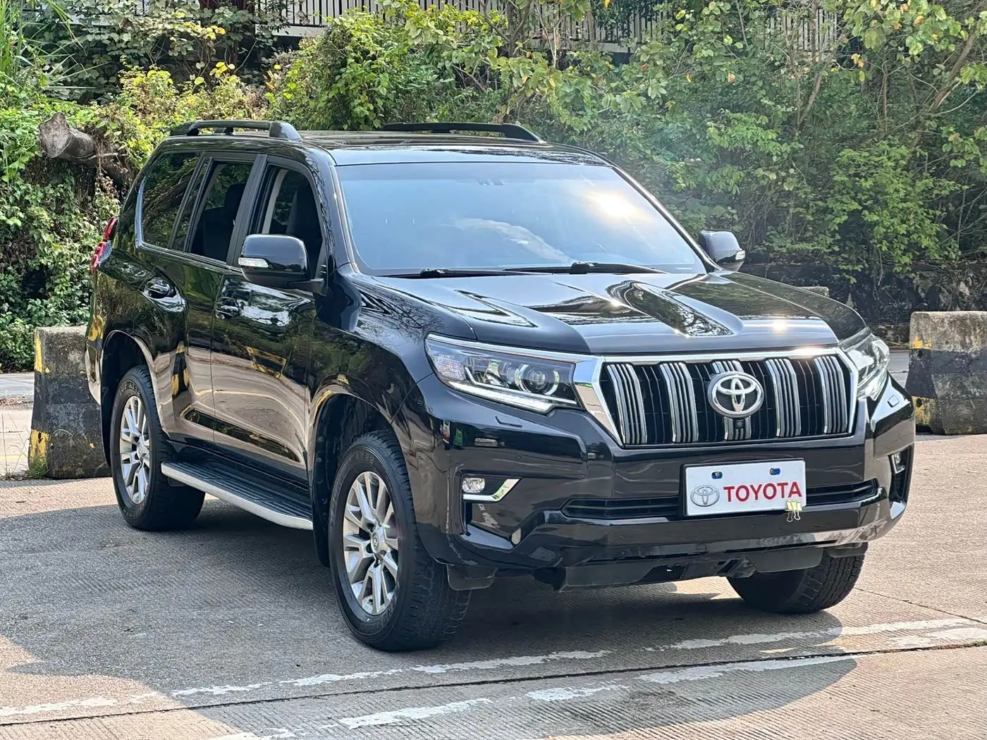 Toyota Prado 2018 — Photo 3/20
