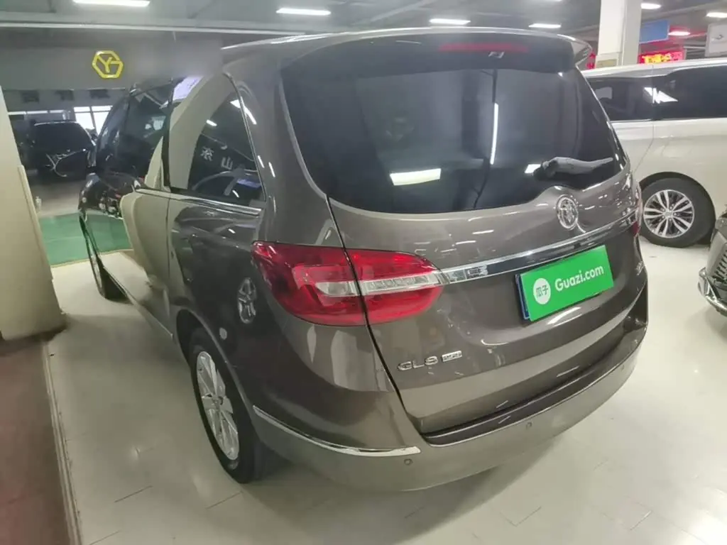 Buick GL8 2019 — Photo 5/20