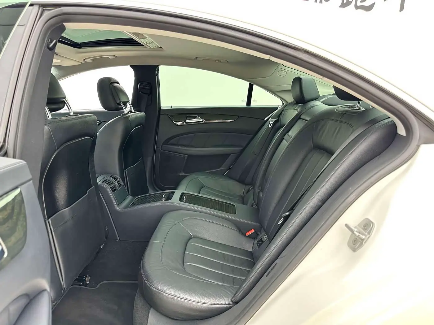 Mercedes-Benz CLS 2015 — Şəkil 8/9