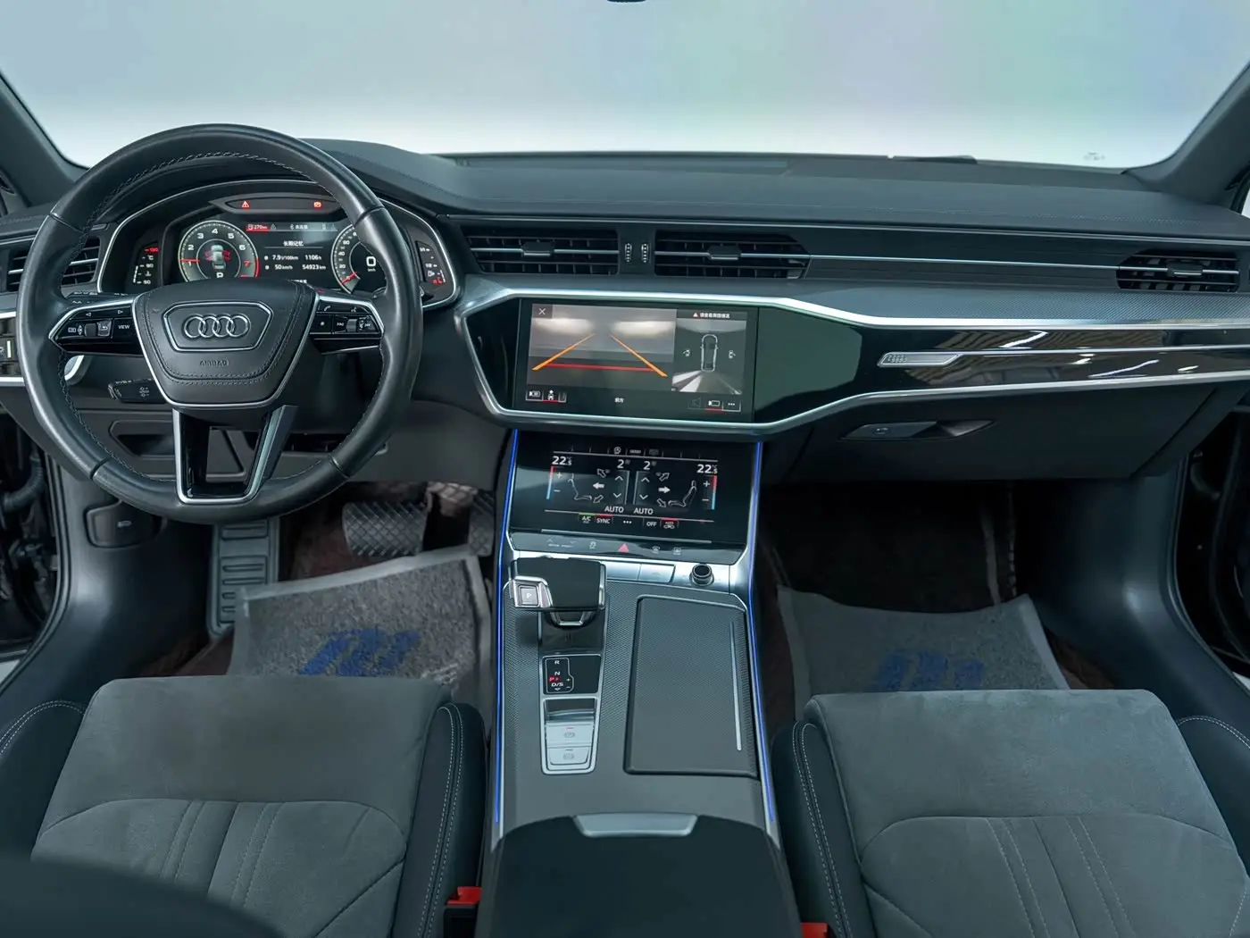 Audi A6L 2023 — Photo 10/13