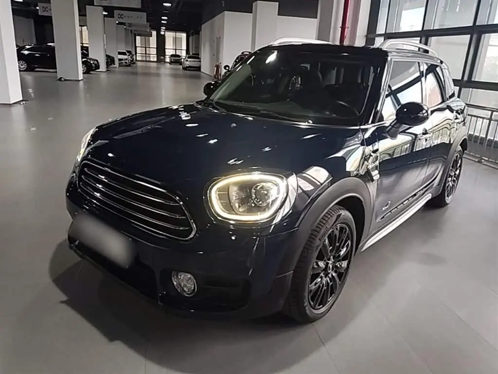 MINI COUNTRYMAN 2019 — Фото 1/20