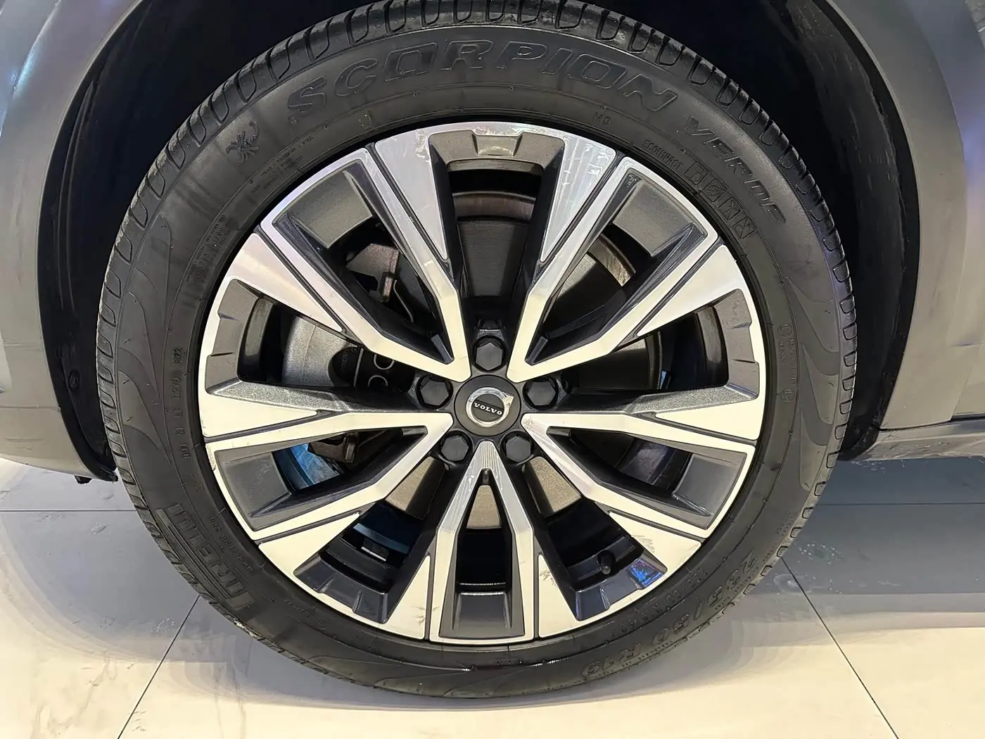 Volvo V90 2021 — Photo 4/15
