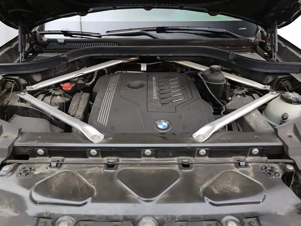BMW X5 2023 — ფოტო 17/18