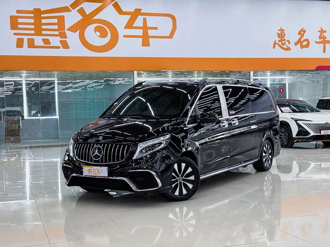 Mercedes-Benz Vito 2022 — Photo 1/13