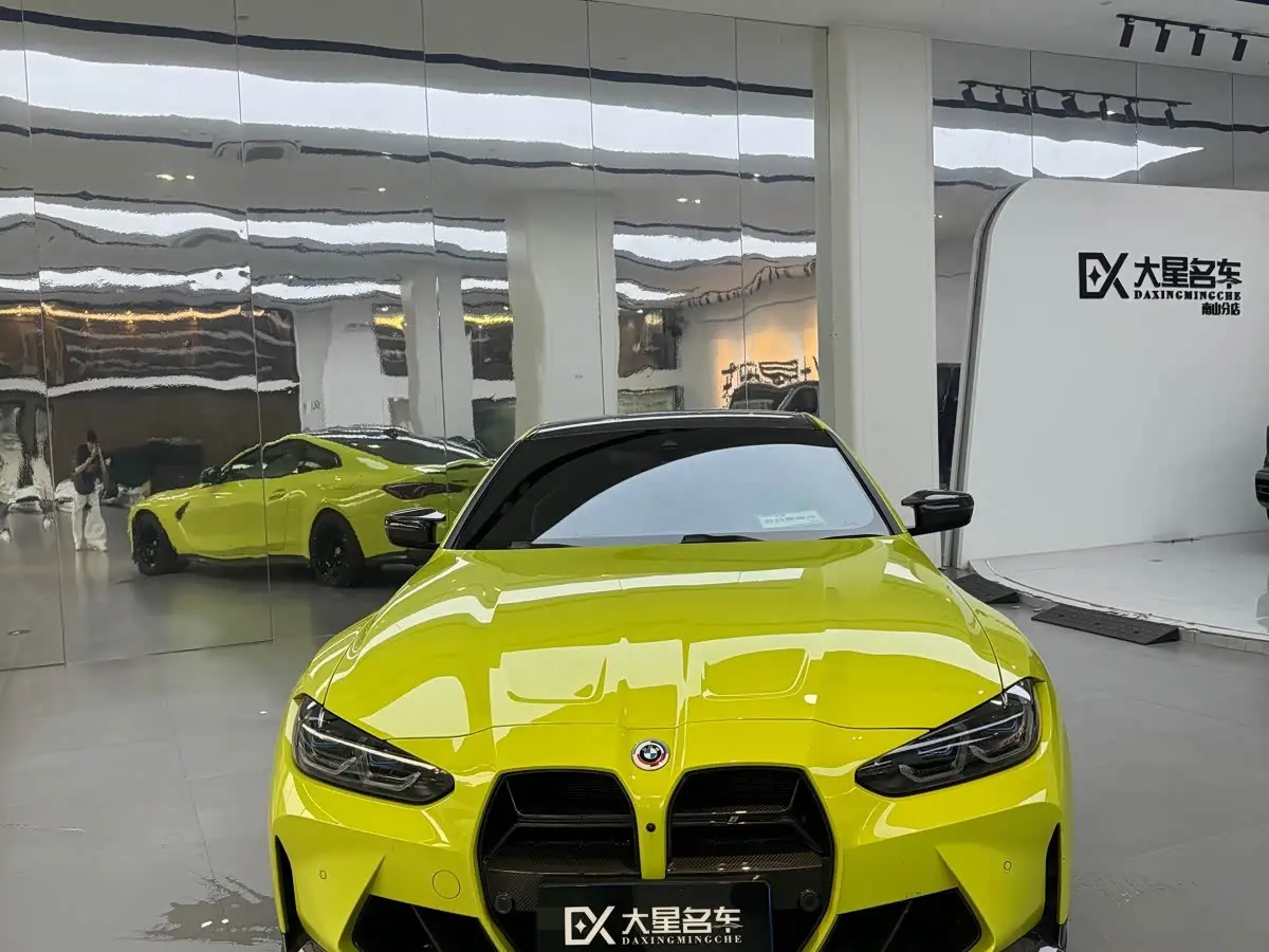 BMW M4 2023 — Photo 3/9