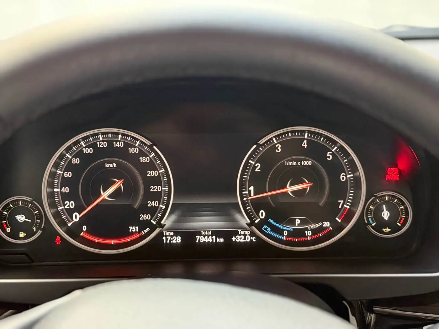 BMW X5 2019 — Şəkil 8/12