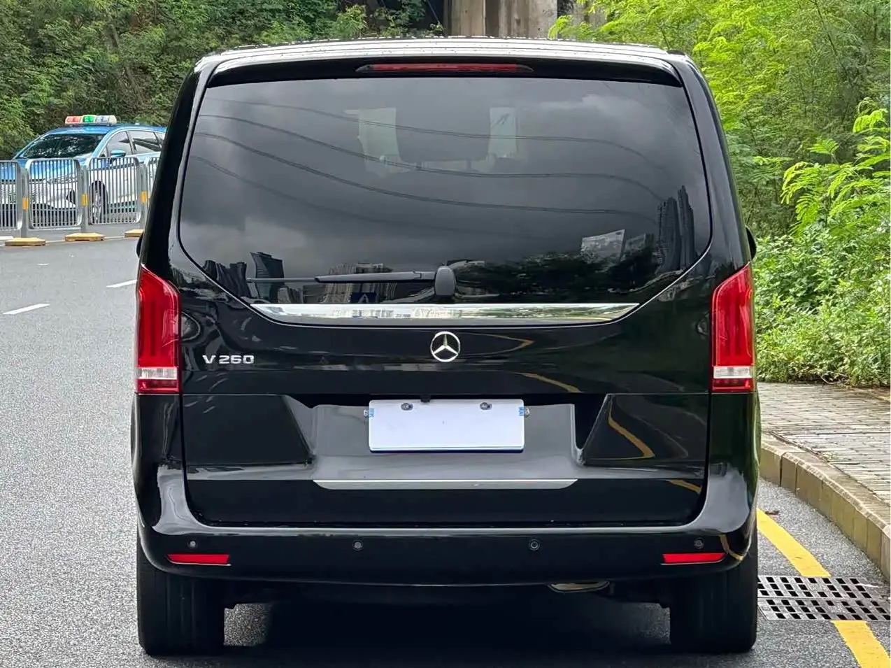 Mercedes-Benz V-Class 2020 — Şəkil 15/15