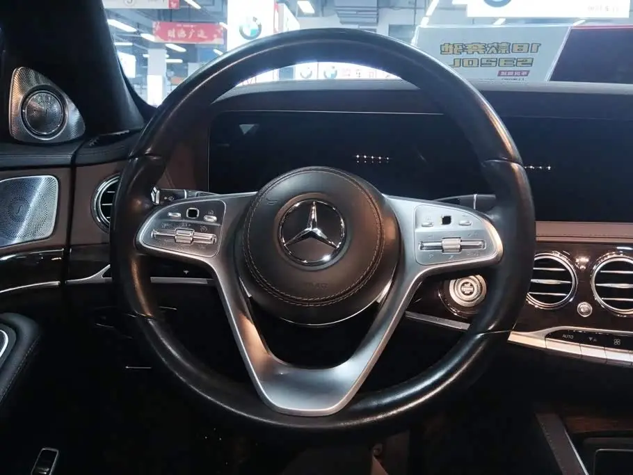 Mercedes-Benz S-Class 2018 — Фото 15/16