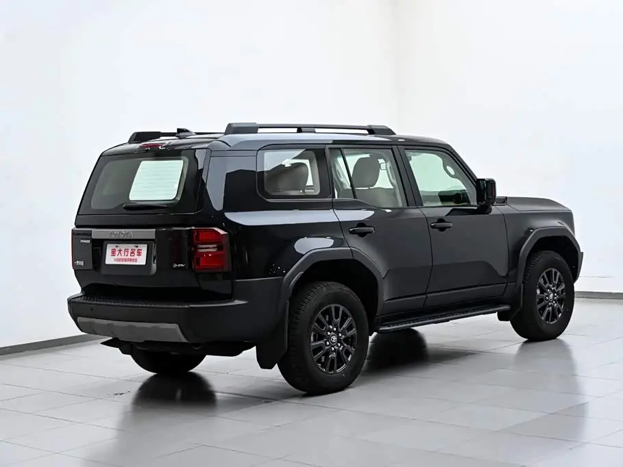 Toyota Prado 2025 — Фото 7/20