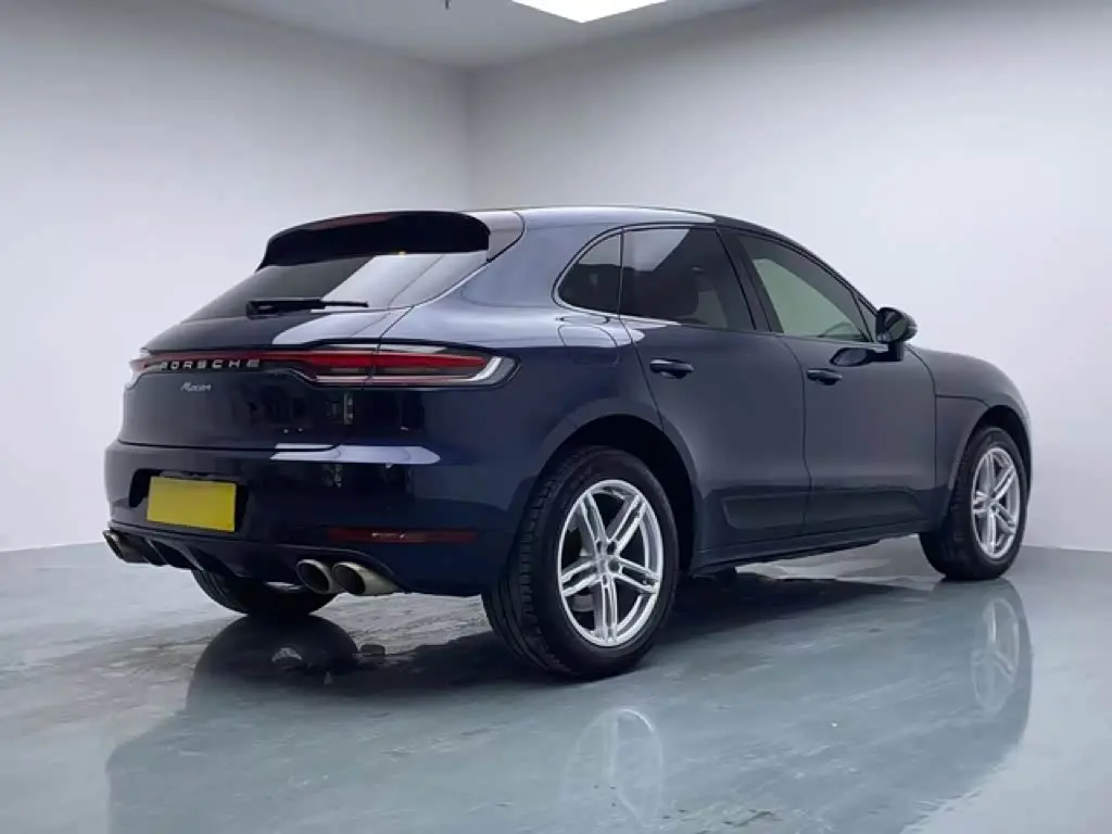 Porsche Macan 2021 — Photo 6/19