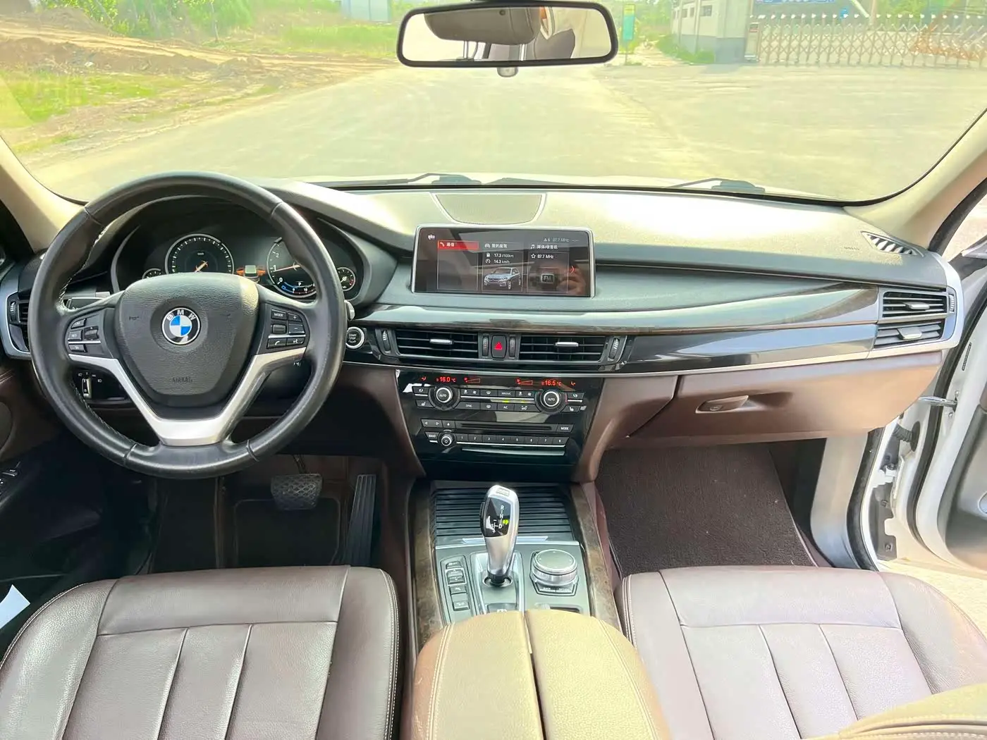 BMW X5 2018 — Фото 12/19