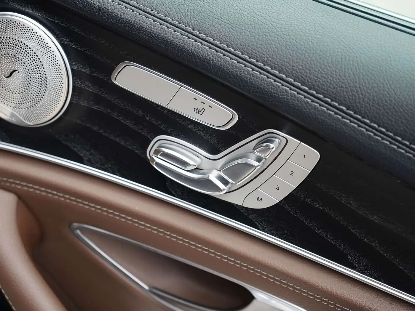 Mercedes-Benz E-Class 2018 — Şəkil 18/20
