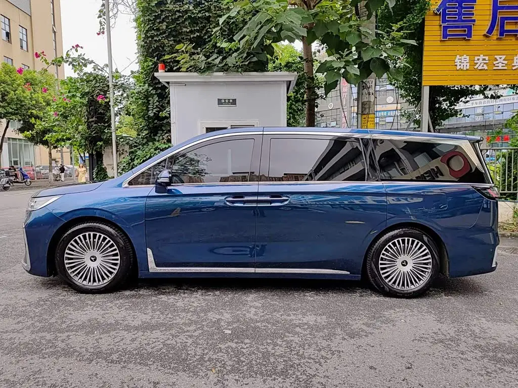 Voyah Auto Voyah Dreamer 2024 — Photo 3/11