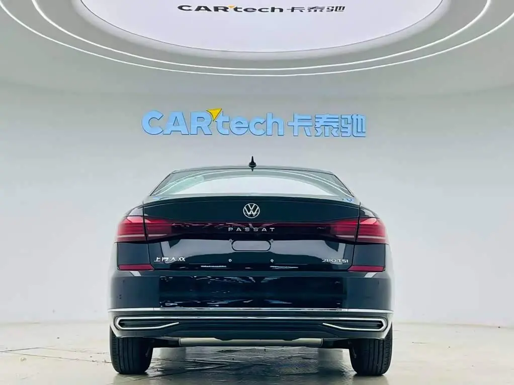 Volkswagen Passat 2025 — Фото 6/17