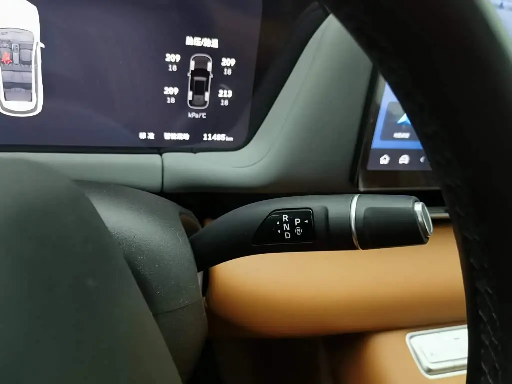 Haval Xiaolong MAX 2025 — Photo 13/20