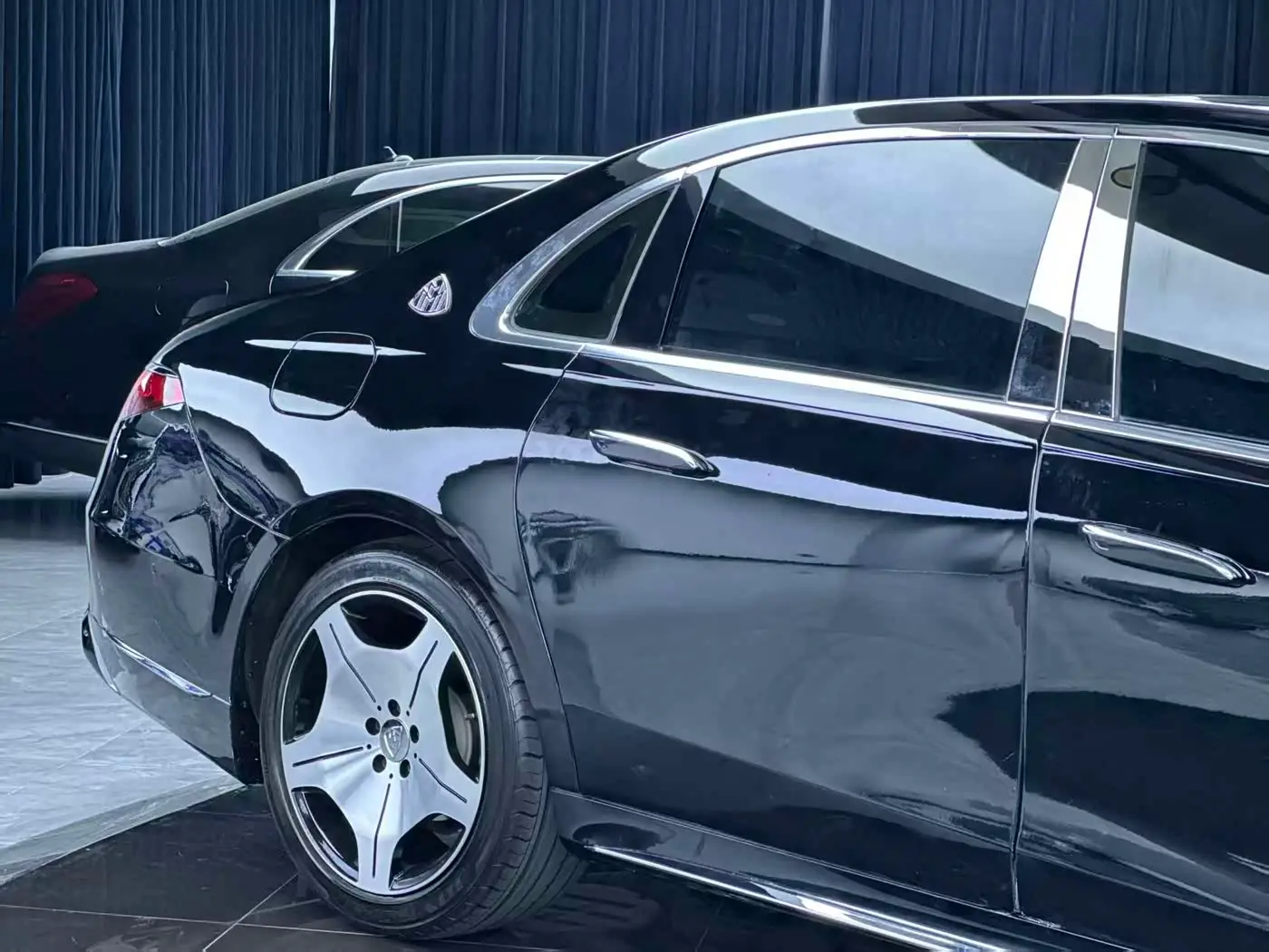 Mercedes-Benz S-Class 2012 — Photo 3/9