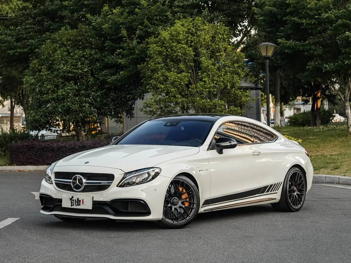 Mercedes-Benz C-Class AMG 2016 — Photo 1/17