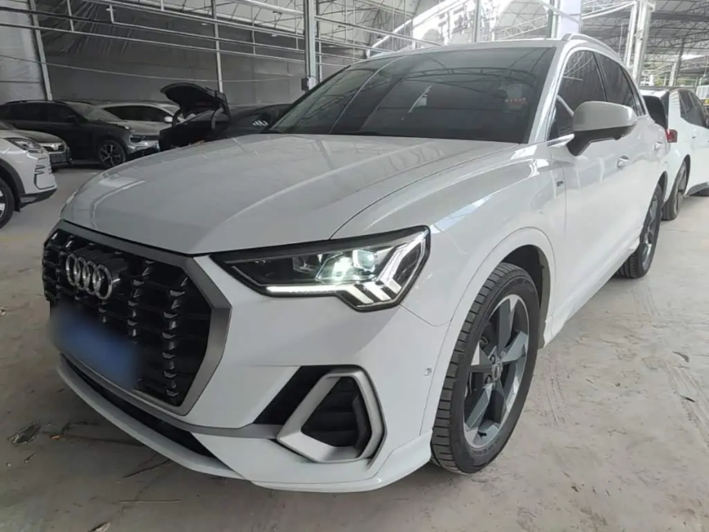 Audi Q3, 2023