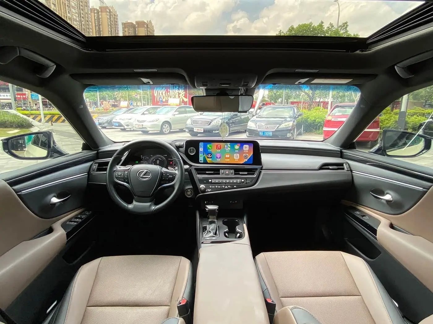 Lexus ES 2023 — Фото 13/20