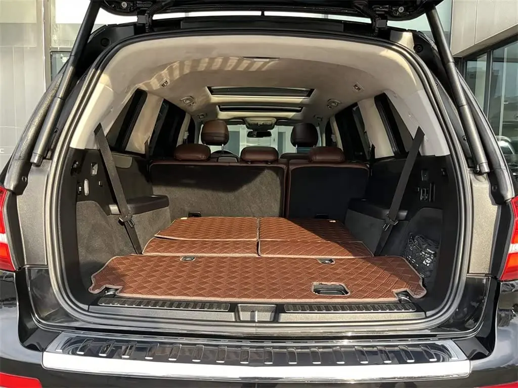 Mercedes-Benz GLS 2016 — Photo 9/15