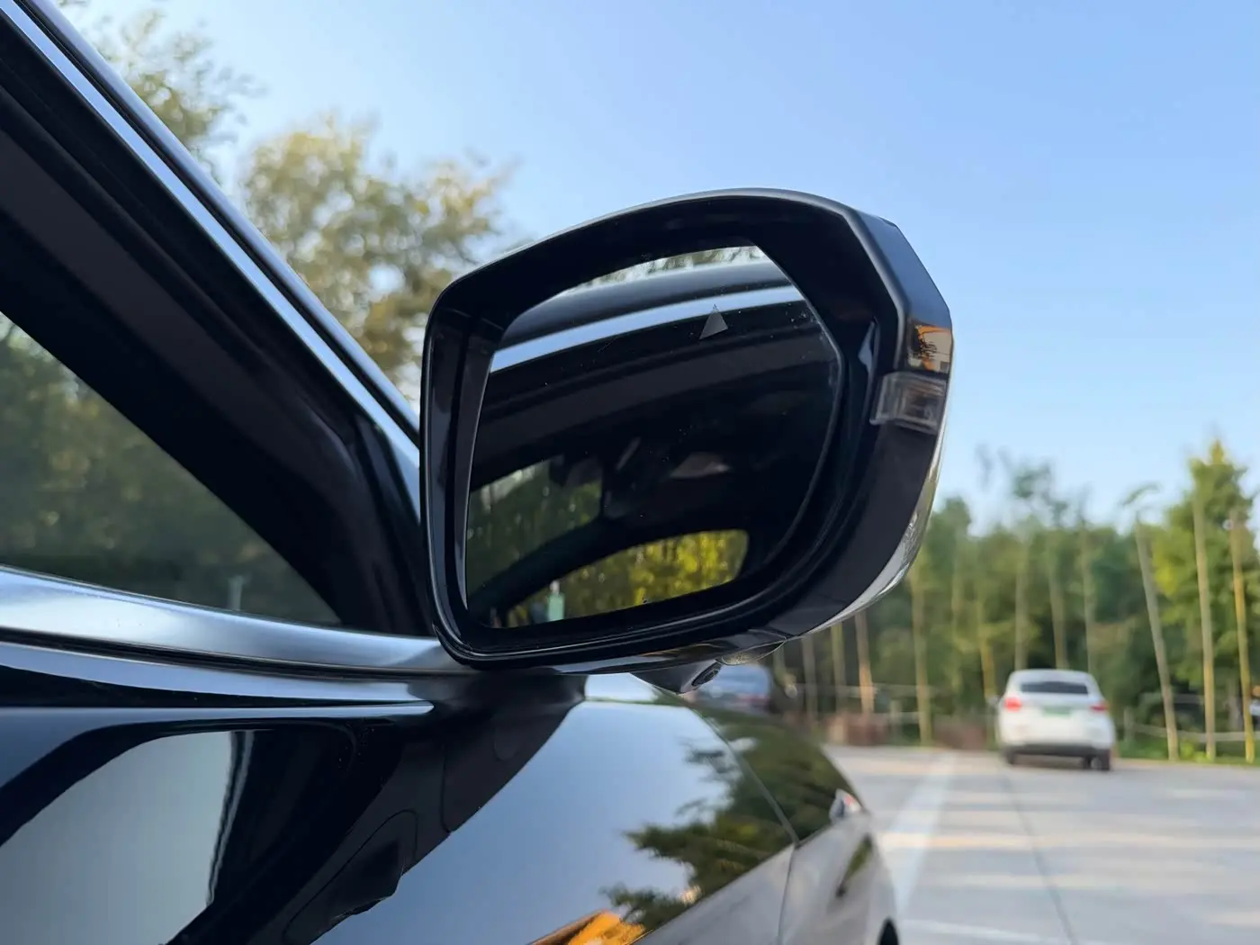 Audi A6L 2023 — Photo 12/17