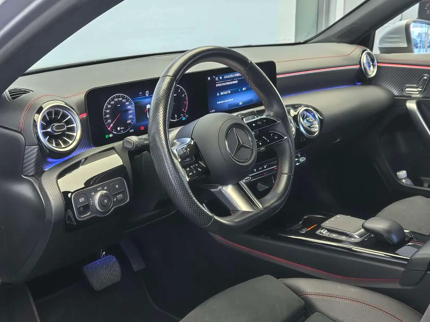 Mercedes-Benz A-Class 2023 — Фото 12/18