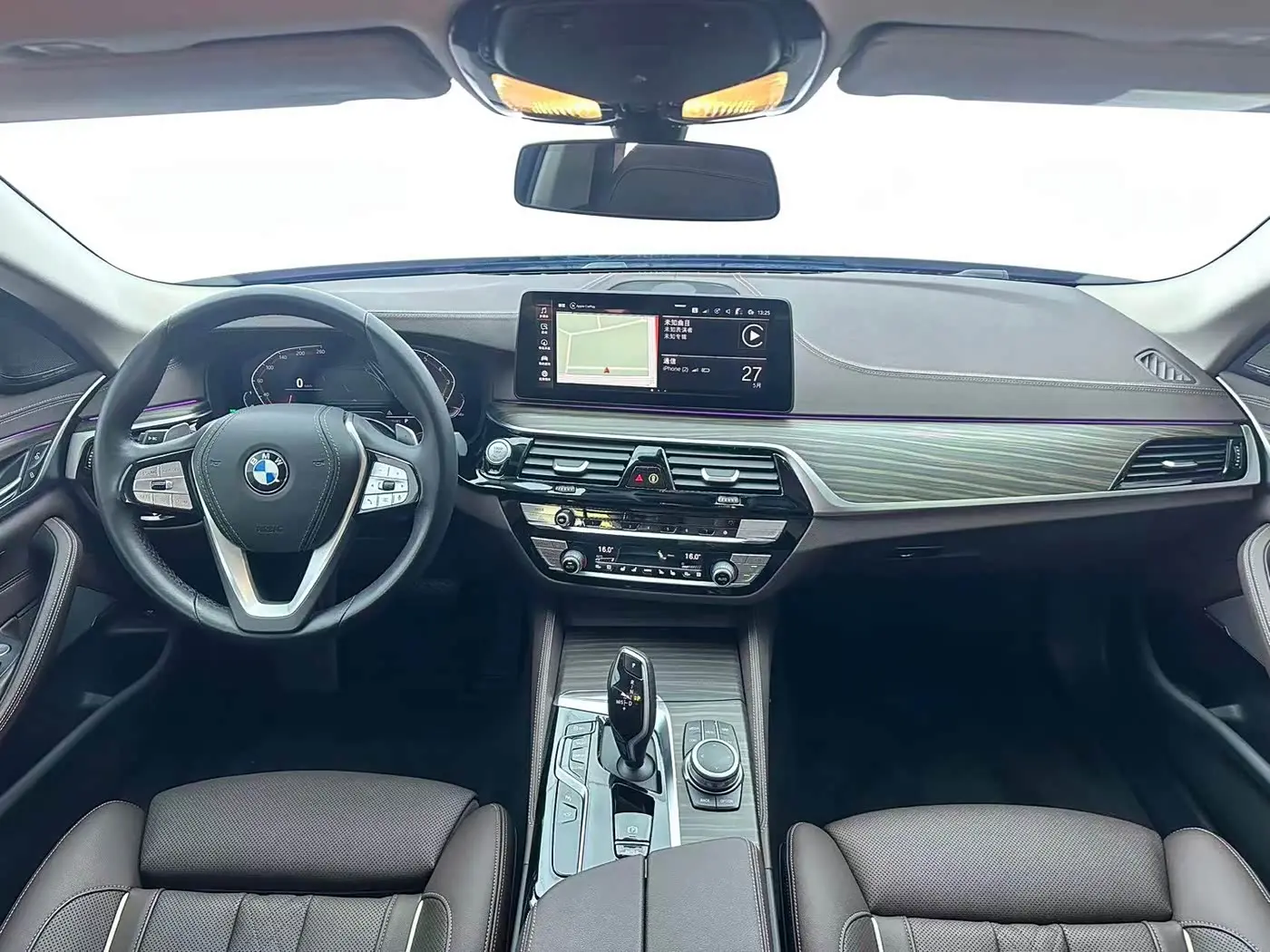 BMW 5 Series 2022 — Photo 16/20