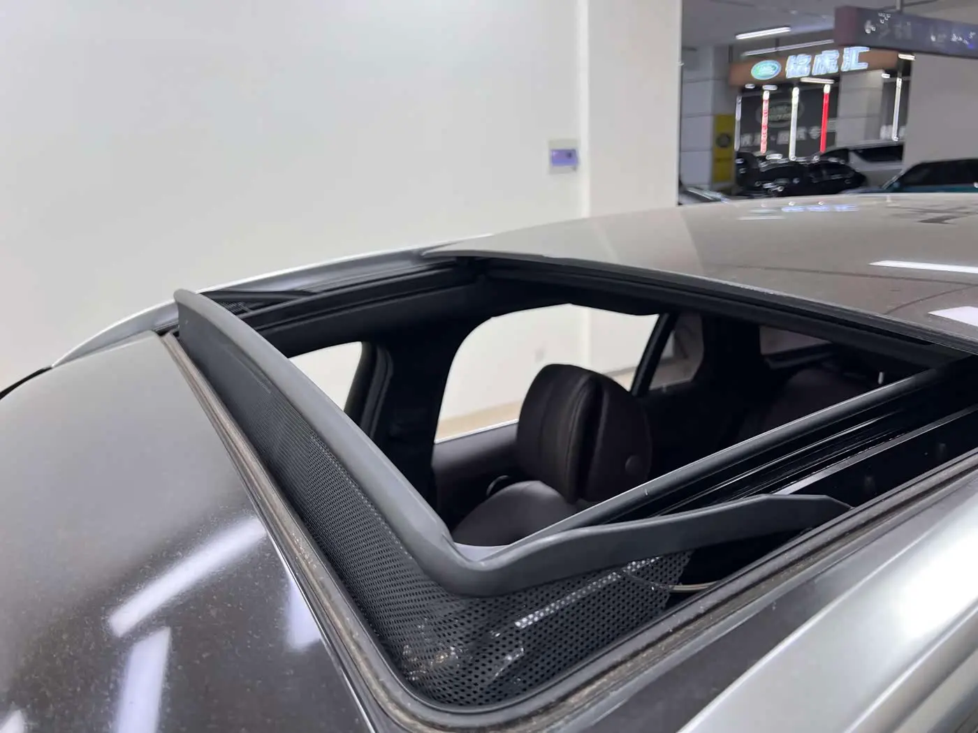 Mercedes-Benz GLC 2020 — Photo 17/20
