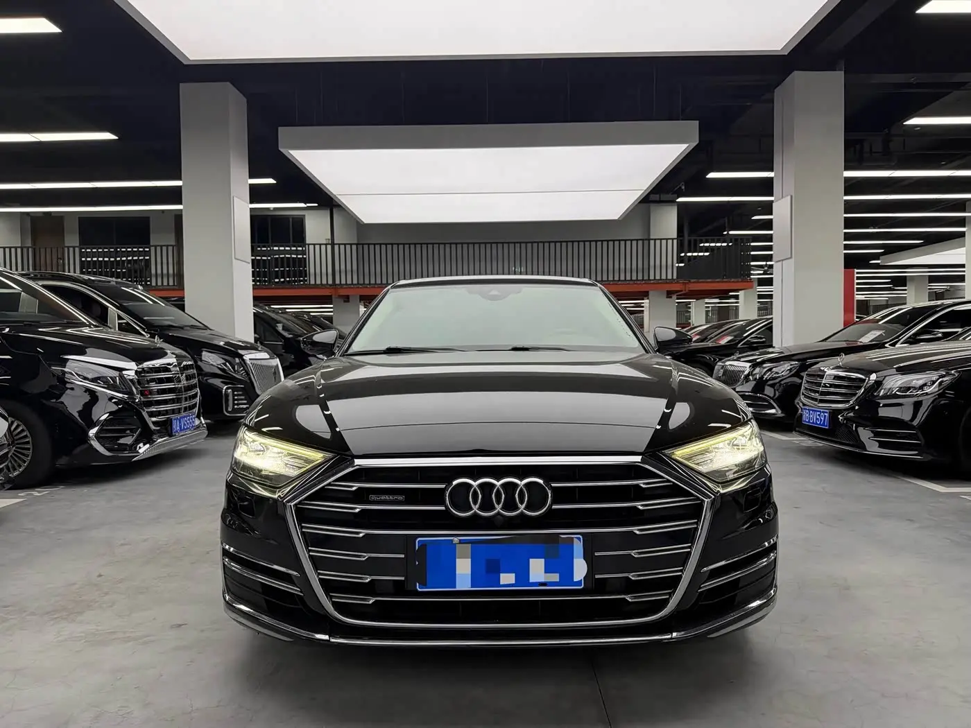 Audi A8 2020 — Photo 2/15