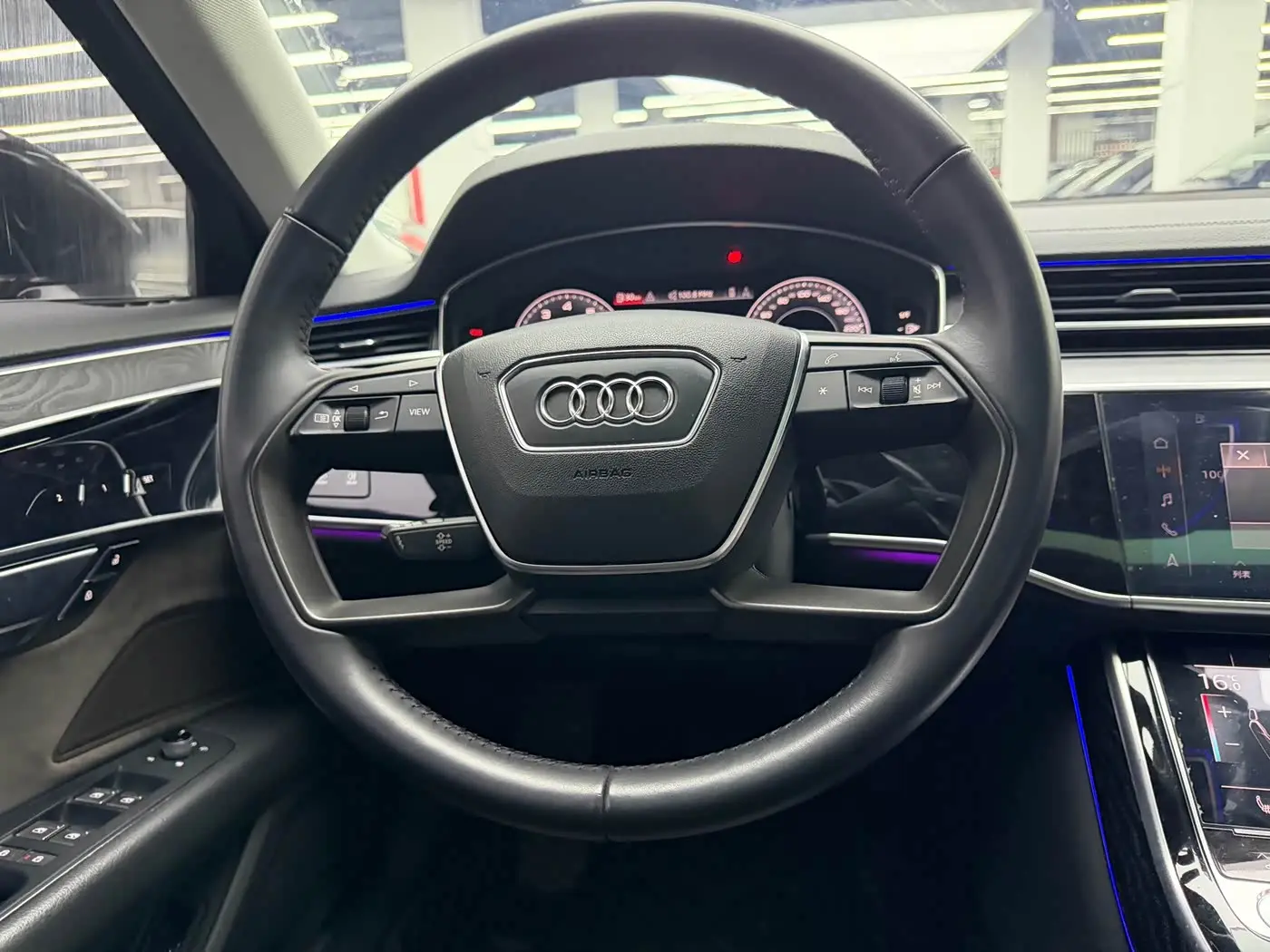 Audi A8 2020 — Photo 6/15