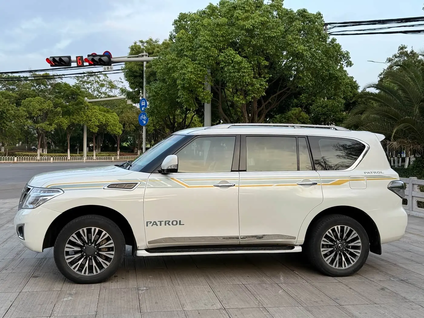 Nissan Patrol 2017 — Фото 7/10