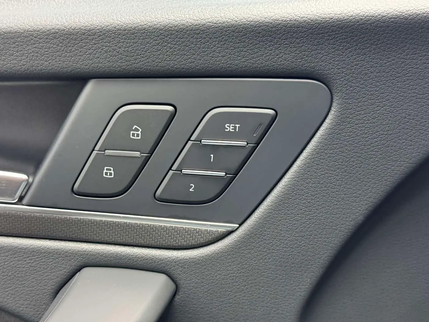 Audi Q5L Sportback 2021 — Photo 16/19