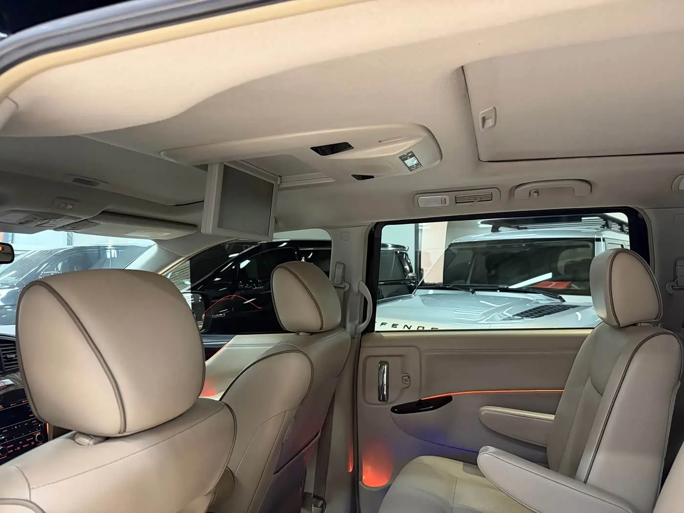 Nissan Quest 2016 — Şəkil 15/20