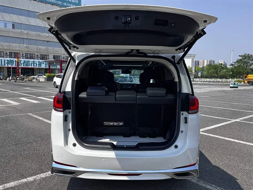 GAC Trumpchi Trumpchi M8 2023 — Фото 18/18