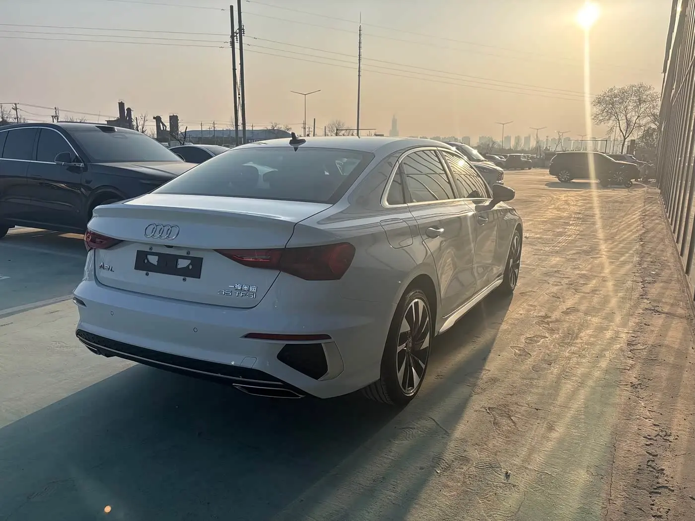 Audi A3 2023 — Photo 10/17