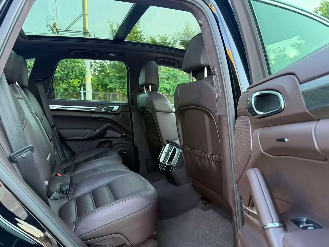 Porsche Cayenne 2012 — Şəkil 15/20