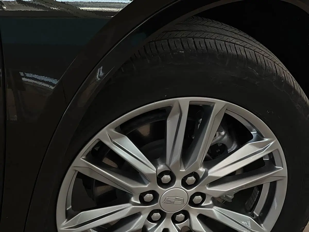 Cadillac XT6 2021 — Photo 13/14