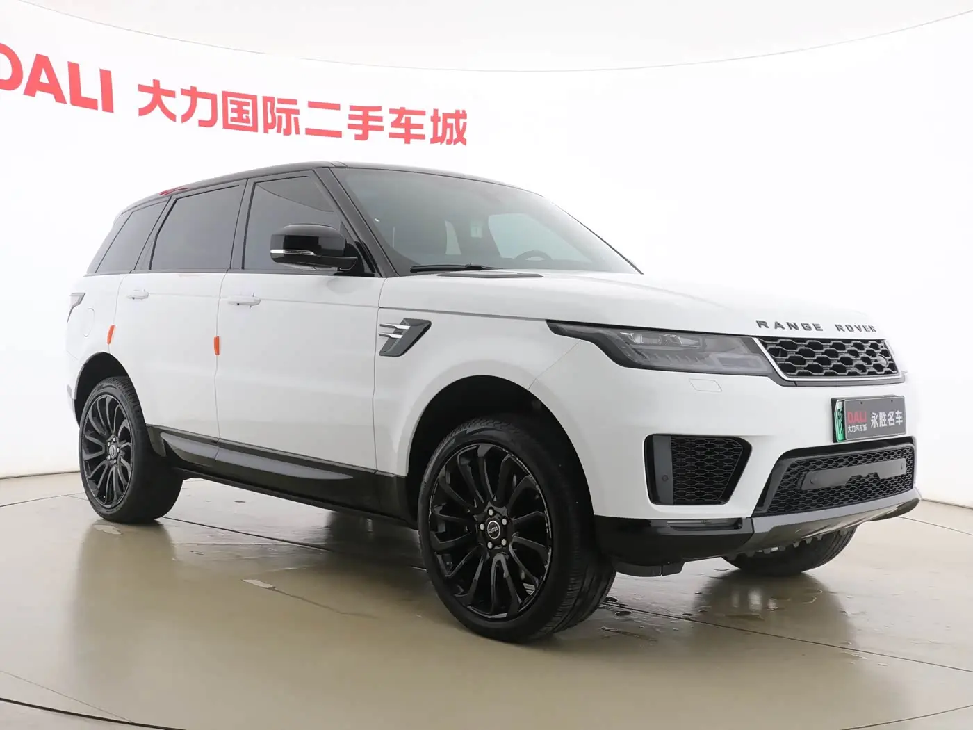 Land Rover Range Rover Sport PHEV 2018 — Photo 3/16