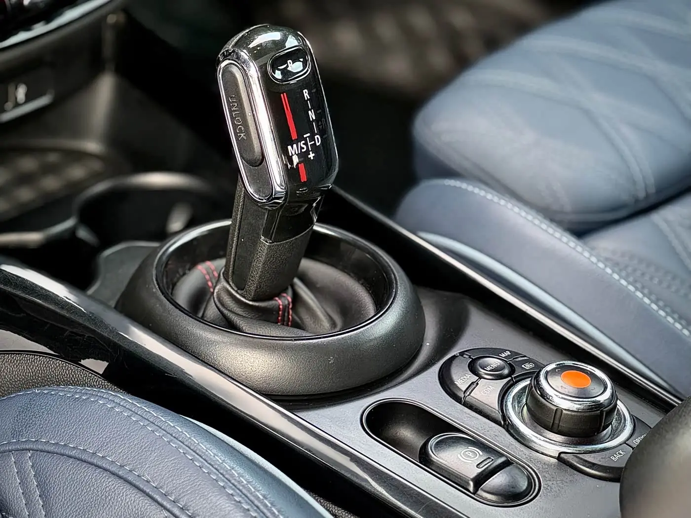 MINI CLUBMAN 2021 — Photo 4/13