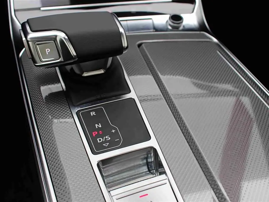 Audi A6L 2024 — ფოტო 8/18